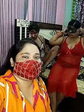 StripChat Sexy_anaamika  is Freechat  Sexy_anaamika — Boobs oil massage