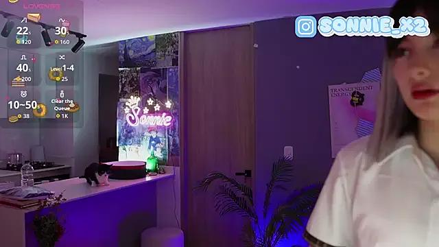 Sonnie_mami on StripChat