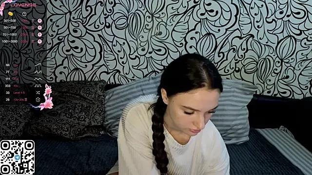 StripChat SorayaTrieger is Freechat SorayaTrieger — bite my lips