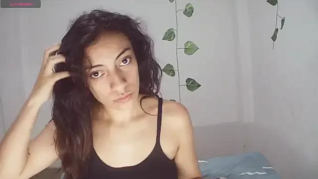 Freechat stephybrowm7 on StripChat