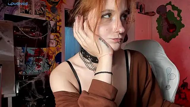 Sunny_Mouse_ on StripChat 