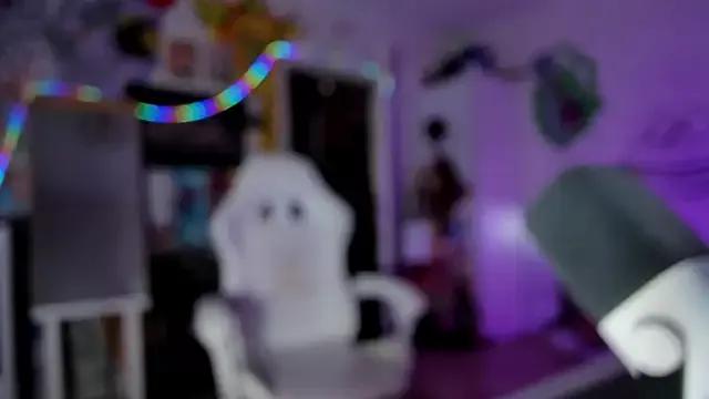 Sunny_Mouse_ on StripChat 