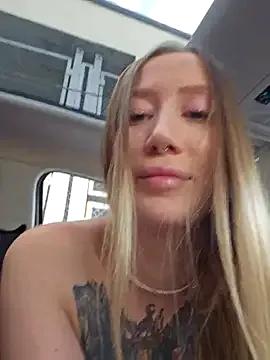 SvetLive on StripChat