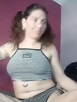 Freechat sweetbabyass on StripChat