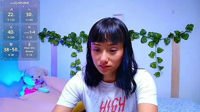 tati_cardenas on StripChat 