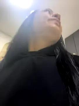 TiffanyyLam on StripChat 