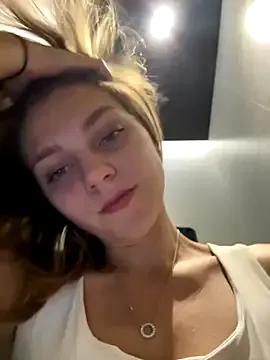 ValenciaShock — ZOOM PUSSY