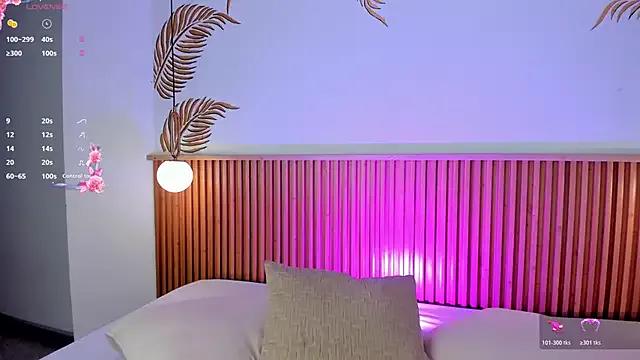 Freechat Valleriie_ on StripChat