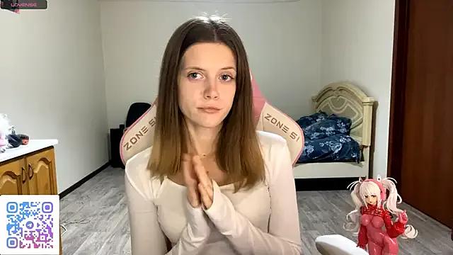Freechat VibeQueenLucy on StripChat