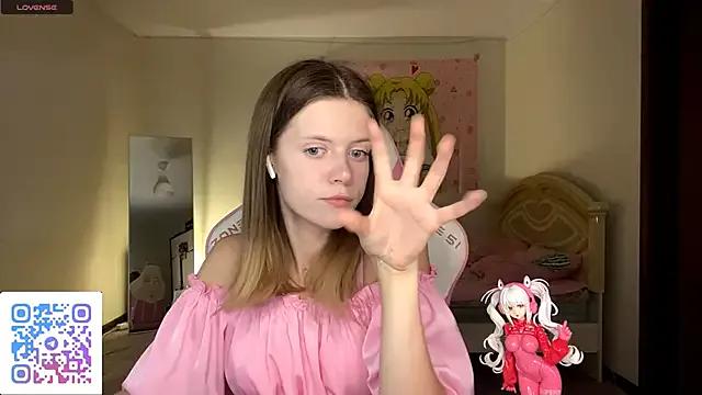 Freechat VibeQueenLucy on StripChat