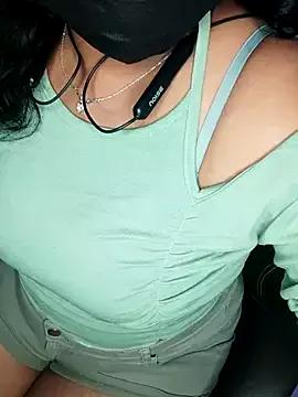 Viviennemoon_tlgu on StripChat 