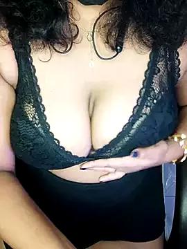 Viviennemoon_tlgu on StripChat 