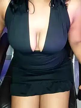 Viviennemoon_tlgu on StripChat 