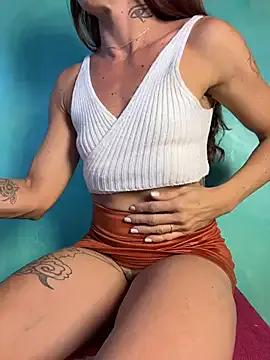 StripChat xMirana_ is Freechat xMirana_ — play with the pussy + Squirt