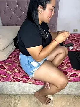 StripChat Yasmine__Hayat  is Freechat  Yasmine__Hayat — oil in the pussy and dildo in the ass