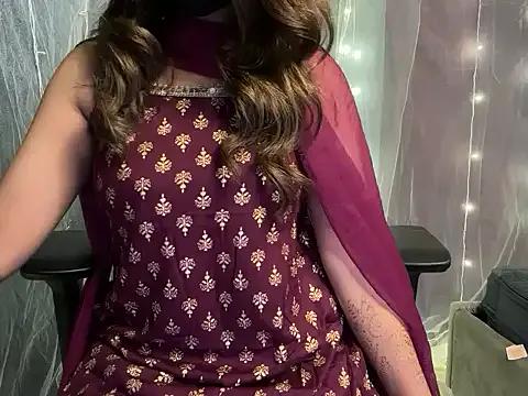 StripChat YoursSuku is Freechat YoursSuku — Boobs Show