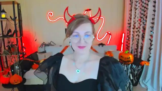 StripChat YourUniverser  is Freechat  YourUniverser — Give me a gold ring