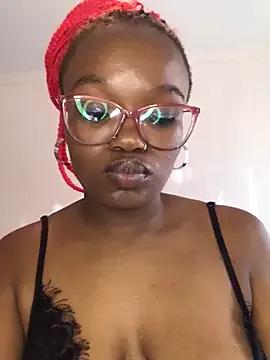 Freechat YummyMelanin117 on StripChat