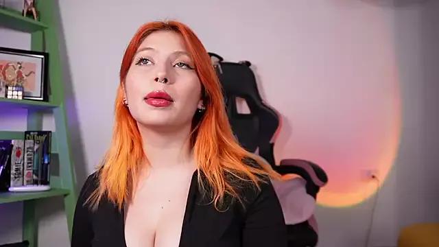 YunoRose_ on StripChat