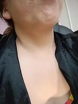 zahra_Jalid on StripChat