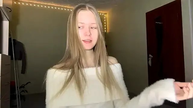 ZaidaSchwarten on StripChat